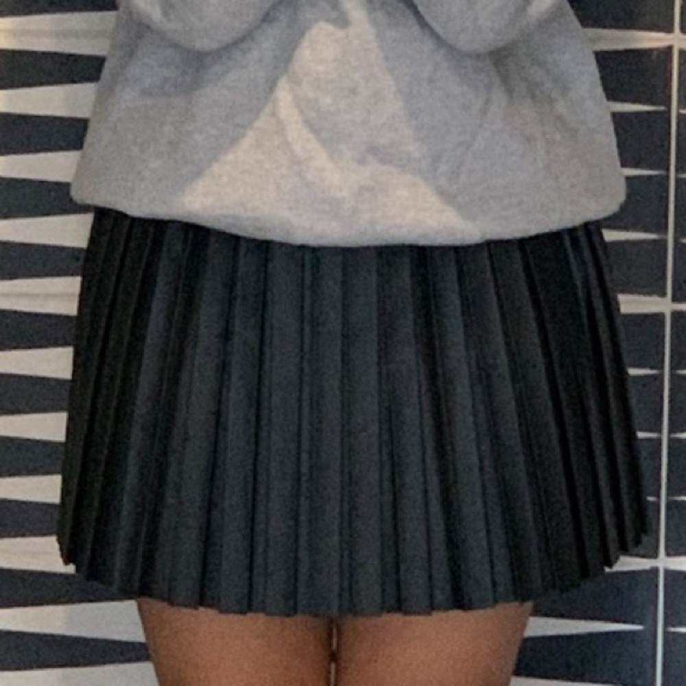 Papaya black leather skort